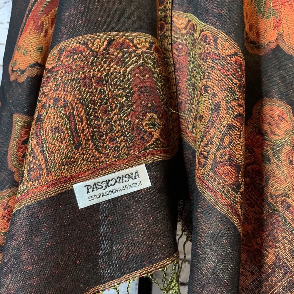 Pashmina - Picture 7 of 8